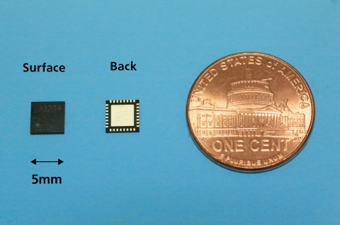 A test sample of the multi-band wireless transceiver chip (Photo: Business Wire)