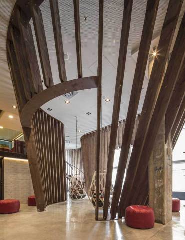 Generator Barcelona - Hostel's 'bird cage' lobby (Photo: Generator)