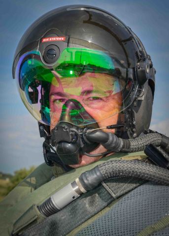 BAE Systems’ Striker II helmet integrates exceptional night vision and tracking technology into a fu ... 