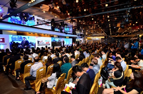 Walter Yeh, Executive Vice President of TAITRA, reveals the exhibition themes for COMPUTEX 2015 (Pho ... 