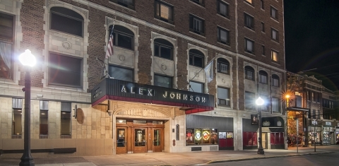 Hotel Alex Johnson is a distinct hotel exuding modern flare, while at the same time paying tribute t ... 