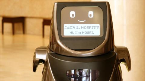 パナソニックが自律搬送ロボット「HOSPI(R)」による空港、ホテルでのサービス実証実験を実施 （写真：ビジネスワイヤ）