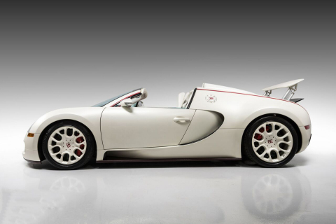 The 2011 Bugatti Veyron Grand Sport (Lot #1372.1), once owned by pro boxing champion Floyd Mayweathe ... 