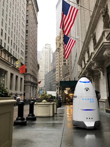 The Knightscope K5 in front of the NYSE on Wall Street (Photo: Business Wire)