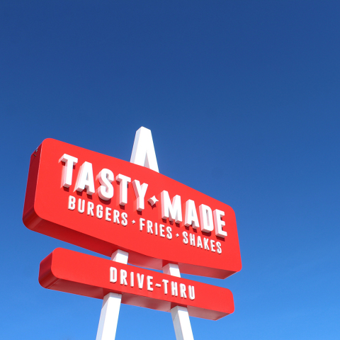 Chef Richard Blais joins forces with Chipotle to lead Tasty Made burger restaurant. (Photo: Business ... 