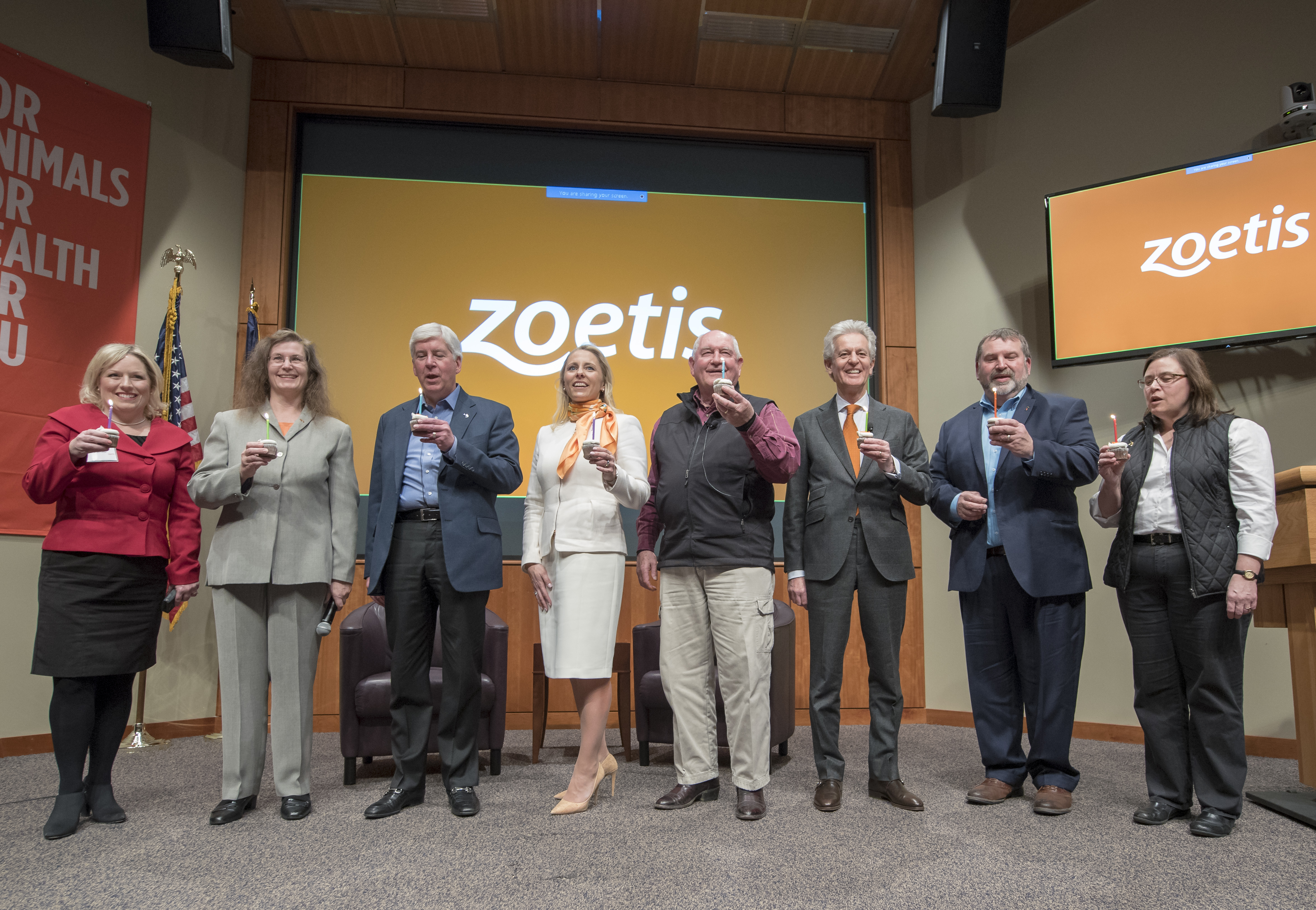 Zoetis Hosts U S Secretary Of Agriculture Sonny Perdue And Michigan