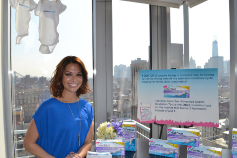 Melissa Rycroft partners with Clearblue to launch the new Advanced Digital Ovulation Test. (Photo: Business Wire)