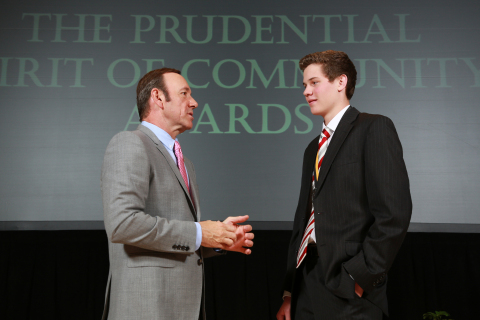 Academy Award-winning actor Kevin Spacey congratulates Konner Robison, 17, of Reno on being named Nevada's top high school youth volunteer for 2013 by The Prudential Spirit of Community Awards. Konner was honored at a ceremony on Sunday, May 5 at the Smithsonian's National Museum of Natural History, where he received a $1,000 award. (Photo: Business Wire)