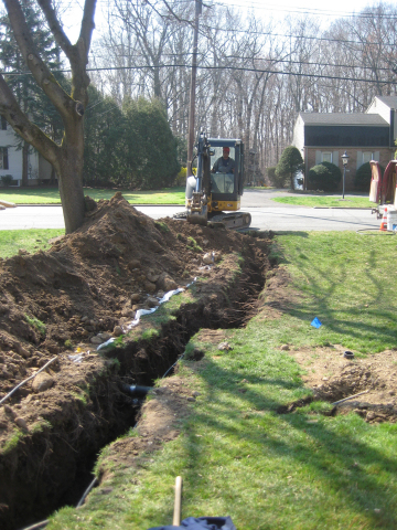 HomeServe repairs water and sewer line breaks quickly through its network of pre-screened local, licensed contractors.