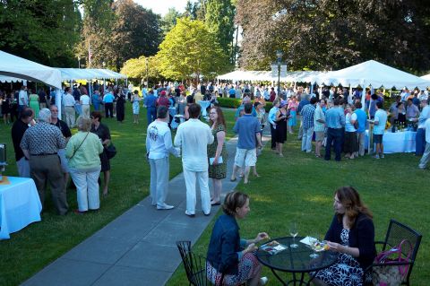 Riesling Rendezvous Grand Tasting July 14, 2013 at Chateau Ste. Michelle to feature 70 wineries from seven countries. (Photo: Business Wire)