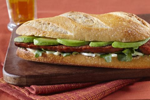 Chef Eric Tanaka's Grilled Chorizo Sandwiches with Shaved Fennel and California Avocado (Photo: Business Wire)