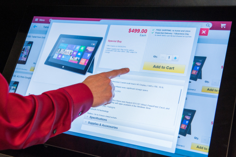 Several new Staples.com kiosks in Staples' omnichannel stores provide customers with access to more than 100,000 items. (Photo: Business Wire)