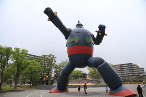 "Tetsujin 28-go" is the title of a manga work and the name of the huge robot who appears in the work, illustrated by Mitsuteru Yokoyama. In the story, a boy detective named Shotaro uses a remote controller to operate Tetsujin 28-go and fight for peace. Today, this huge robot emerges from the pages of manga to fight for peace in Kobe, Mr. Yokoyama's birthplace.(Photo: Business Wire)