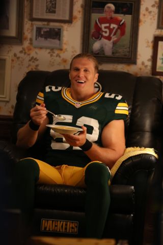 Green Bay Packers linebacker Clay Matthews enjoys a bowl of Campbell's Chunky soup on the set of the ... 