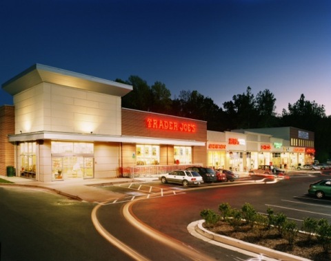 Shoppes of Burnt Mills in Silver Spring, Maryland, recently purchased by Regency Centers. (Photo: Business Wire)