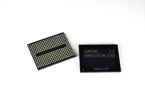 Samsung's breakthrough 3D V-NAND memory (Photo: Business Wire)