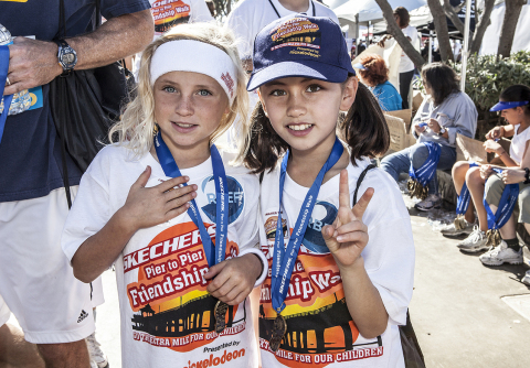 SKECHERS Pier to Pier Friendship Walk (Photo: Business Wire)