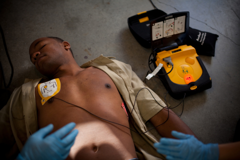 Physio-Control LIFEPAK CR Plus AED (Photo: Business Wire)