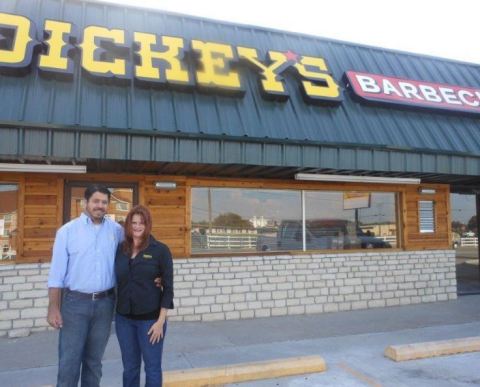 General Manager George Scalise and Owner Amberly Patrick at the new Dickey's in Cleburne (Photo: Business Wire)