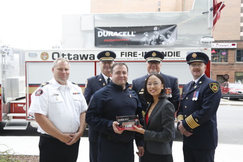 On Saturday at the Canadian Volunteer Fire Services Association (CVFSA) annual general conference Duracell announced that to celebrate the launch of its new Quantum(TM) battery it is donating one million Quantum batteries to emergency first responders across North America. (Photo: Business Wire)