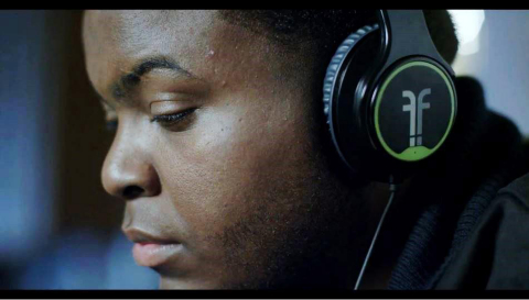 Flips Audio debuts Flips, the first ever headphones that convert to HD speakers, in Epic Recording artist Sean Kingston's newest video: Seasonal Love ft. Wale premiering today on Vevo. (Photo: Business Wire)