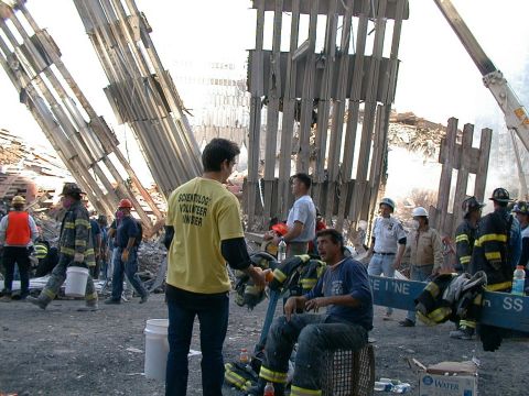 More than 800 Scientology Volunteer Ministers served at Ground Zero after the New York City terrorist attack of September 11, 2001. (Photo: Business Wire)