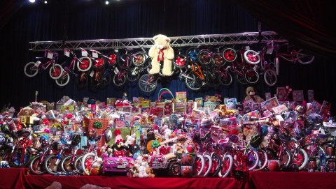Viejas Casino & Resort raised 5,000 toys for the local Salvation Army in 2012 (pictured). The goal for 2013: 10,000 toys!! (Photo: Business Wire)