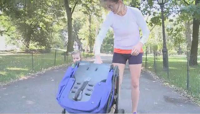 Watch as real moms try the armadillo stroller from Mamas & Papas.