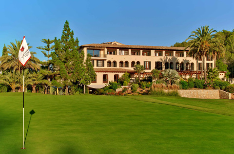 Sheraton Mallorca Arabella Golf Hotel situated on the Son Vida golf course (Photo: Business Wire)
