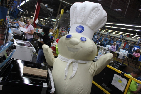 GE, a national sponsor of the 46th Pillsbury Bake-Off(R) Contest, will provide a range that features its True European Convection with Precise Air technology for each participant to use during the competition. (Photo: GE)