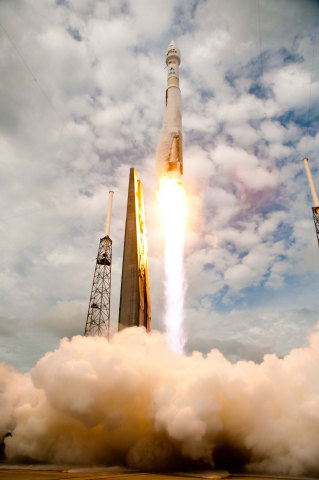A United Launch Alliance (ULA) Atlas V rocket carrying NASA’s Mars Atmosphere and Volatile EvolutioN (MAVEN) spacecraft lifted off from Space Launch Complex-41 at 1:28 p.m. EST today. MAVEN will examine specific processes on Mars that led to the loss of much of its atmosphere. Data and analysis will help planetary scientists understand the history of climate change on the red planet and provide further information on the history of planetary habitability.
 
Photo by Pat Corkery, United Launch Alliance