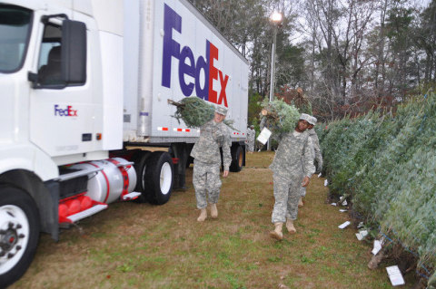 FedEx employees will help deliver more than 17,000 Christmas trees to military bases throughout the U.S. and overseas. (Photo: Business Wire)

 


