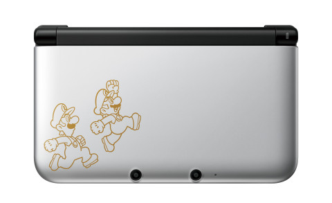 Silver-colored Nintendo 3DS XL (Photo: Business Wire)