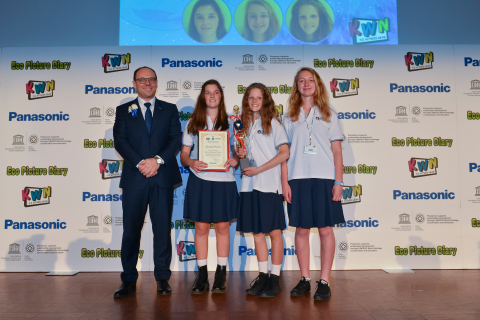 パナソニックキッズスクールグローバル表彰式 ２０１３ でニュージーランドとハンガリーの作品がグランプリを受賞 Business Wire