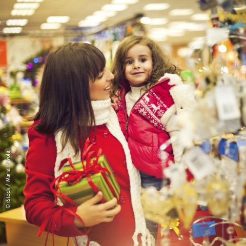 Before venturing into the stores this holiday season, develop a shopping plan and remember the best plans start with knowing your budget.