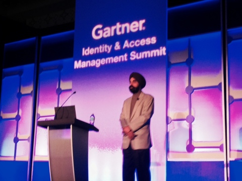 AlertEnterprise CEO Jasvir Gill, presenting session on IT-OT Convergence at the Gartner Identity and Access Management Summit (Photo: Business Wire)