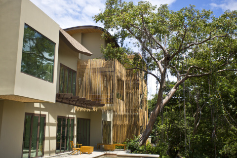 Renowned Costa Rican architect Ronald Zurcher, created the resort's innovative pre-colonial design, which blends organic and contemporary concepts with the country's rich heritage. (Photo: Business Wire)