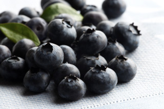 Driscoll's Blueberries are plump, packed with rich flavor and full of antioxidants. They're also non-fat, high in fiber and contain many essential nutrients like vitamin C, folate, and iron. (Photo: Business Wire)