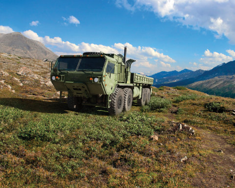The next-generation Oshkosh MSVS SMP solution is designed to bring the latest ground vehicle technologies to the Canadian Armed Forces for a full range of logistics missions, from disaster recovery at home to major conflicts abroad. (Photo: Oshkosh Defense)