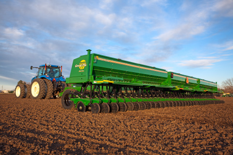 Great Plains 3S-5000 equipment. Designed using PTC software.
(Photo: Business Wire)