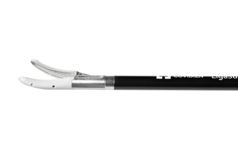 The curved jaw of the LigaSure Maryland jaw vessel sealer and divider allows surgeons to separate, grasp and seal tissue.

(Photo: Business Wire)