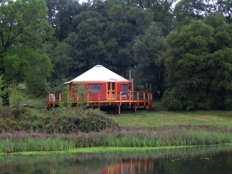 Pacific Yurts used for lakeside recreation cabin (Photo: Business Wire)