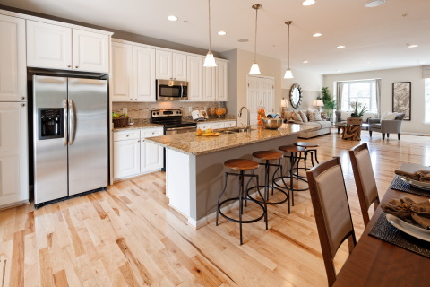 Spacious Kitchen at Red Oak Crossing (Photo: Business Wire)