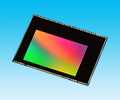 Toshiba: "T4K82", a 13-megapixel BSI CMOS image sensor with high speed video technology for smartpho ... 
