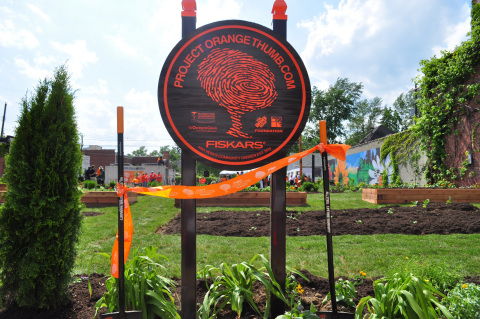 Project Orange Thumb Garden (Photo: Business Wire)