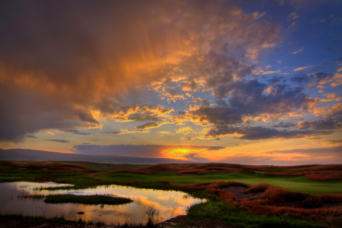 Sunset over Huntsman Springs' award-winning golf course. (Photo: Tim Braun)