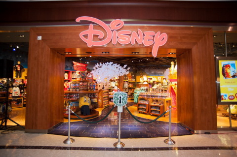 Disney Store newly-designed store front. (Photo: Business Wire)