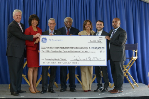 GE Chairman and CEO Jeff Immelt, GE Foundation President Deborah Elam, Mayor Rahm Emanuel, Congressman Danny Davis, Congresswoman Robin Kelly, Commissioner of the Chicago Department of Public Health Dr. Bechara Choucair and CEO of GE Transportation Russell Stokes (left to right) present the $2.2 million GE Foundation Developing Health grant to expand the city of Chicago's innovative cardiovascular screening program. (Photo: GE)