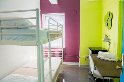 New York City S Ymca Unveils Updated Guest Rooms