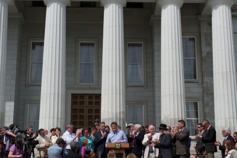 Ben & Jerry’s Celebrates Vermont’s GMO Labeling Bill (Photo: Business Wire)